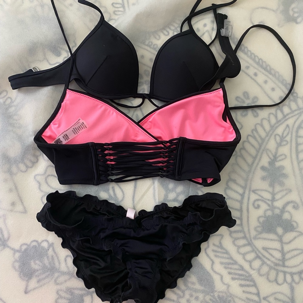 Victoria’s Secret bikini bundle